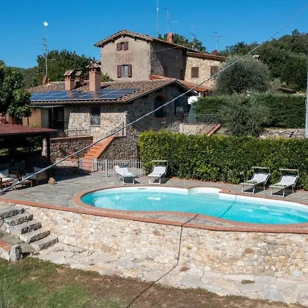 Podere La Casa 别墅 *